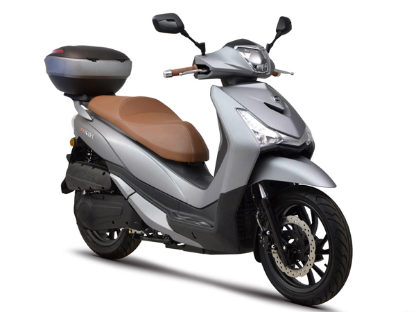 Porta targa moto/scooter 125cc in alluminio antiossidante. Massy